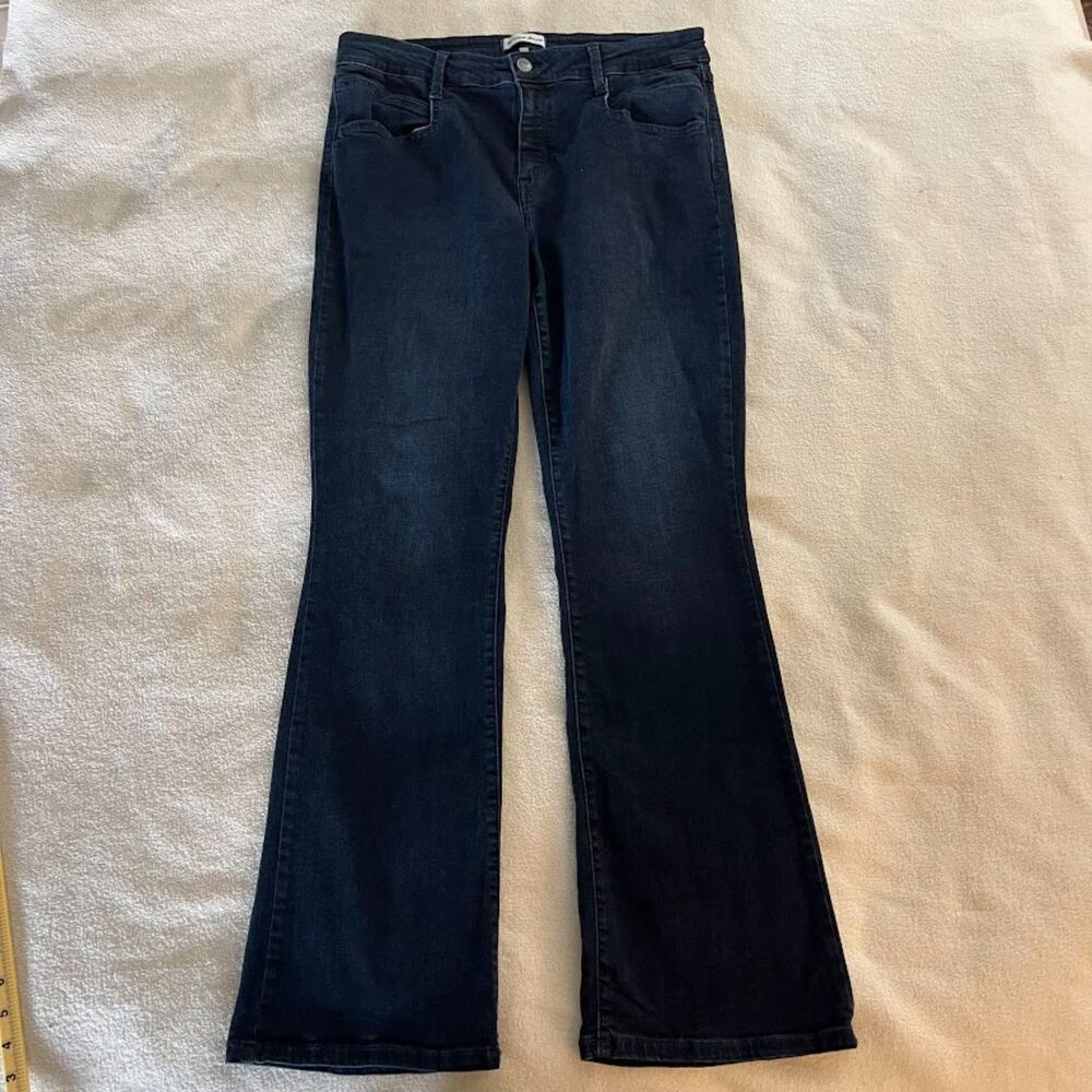 Men's Studio Blue Bootcut Jeans Dar Wash, Size 32x30